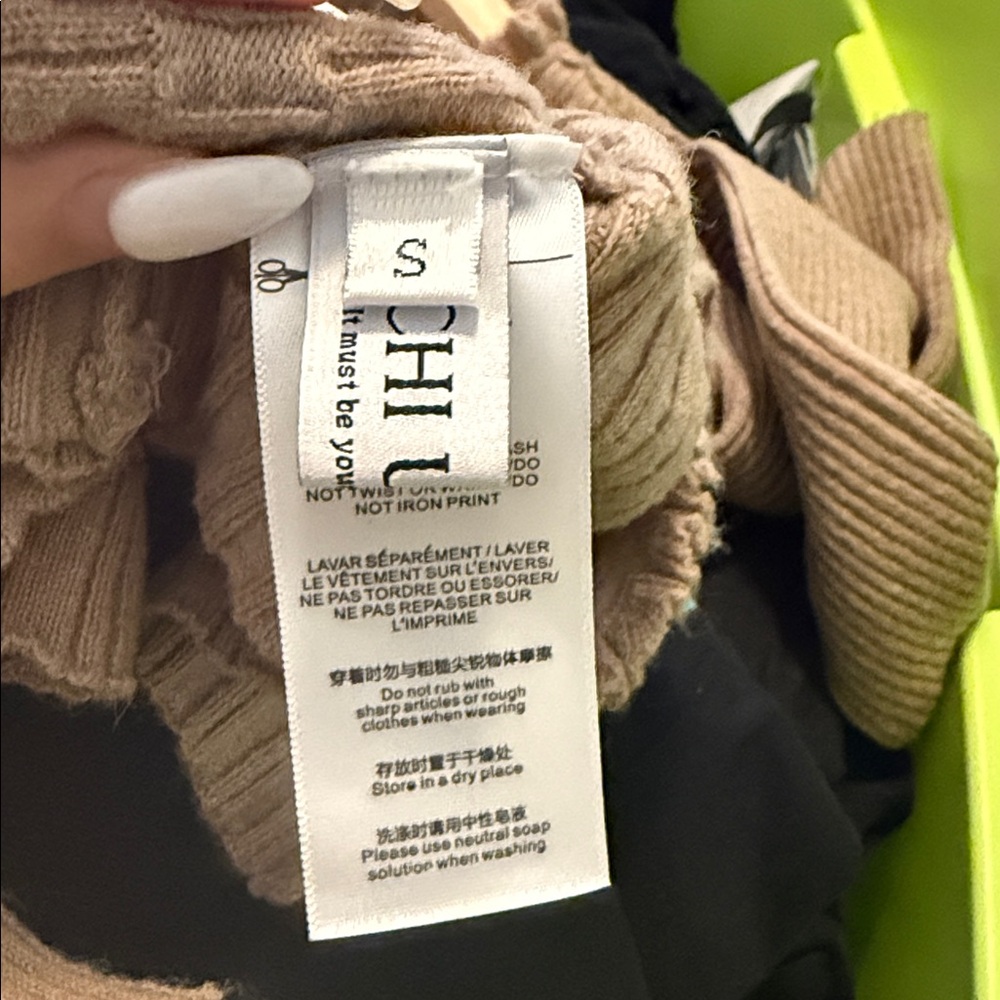Wool Knit Sweater - Picture 7 of 9